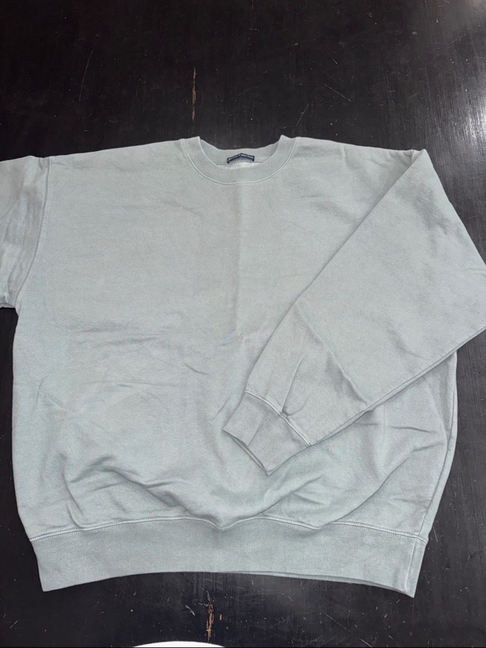brandy melville sage green crew neck sweatshirt. one size. excellent condition.